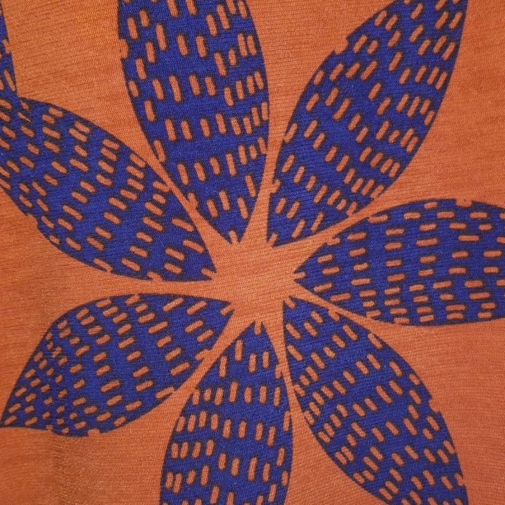 Lularoe lindsey - Picture 3 of 3